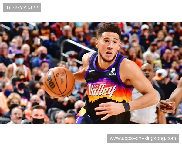 布克控场愈发成熟：领袖气质成就球队新高度