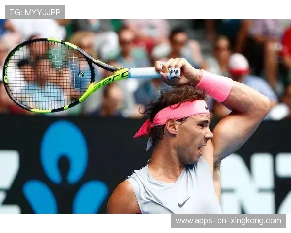 纳达尔正手上旋弹跳极高令对手退后