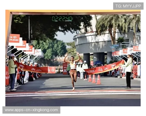 体能数据显示某球员耐力超群，被赞“马拉松式中场”